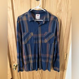 Women’s flannel